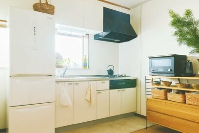 50代ひとり暮らし「ものが少ないキッチン」が快適。フライパン2つで調理、炊飯器も手放した