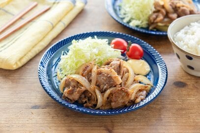 驚くほどやわらかい「ショウガ焼き」レシピ。おいしさの秘密は“すりおろしリンゴ”
