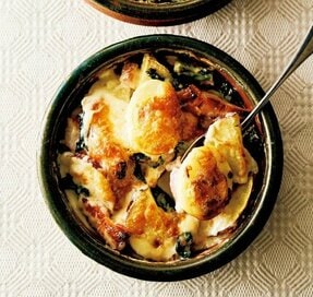 ホワイトソース不要のサツマイモグラタン。簡単でほっこりおいしい