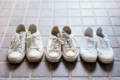 「フォーマルな靴は茶と黒1足ずつ」。玄関をすっきりとさせるヒント