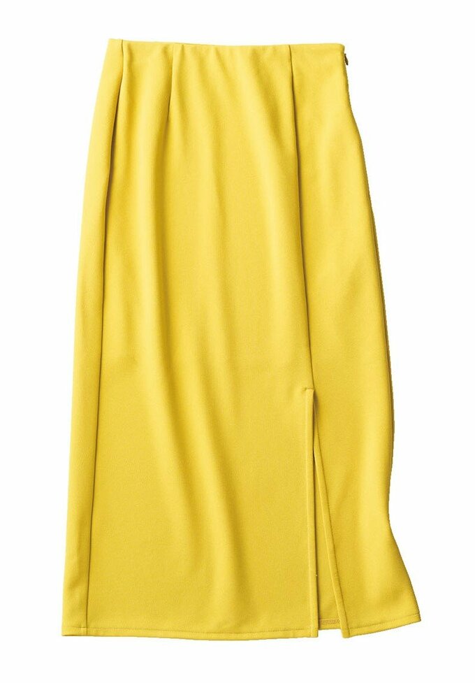 GUのカットソーナローミディスカート