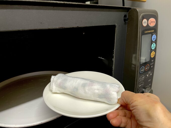 電子レンジでタオルを温める