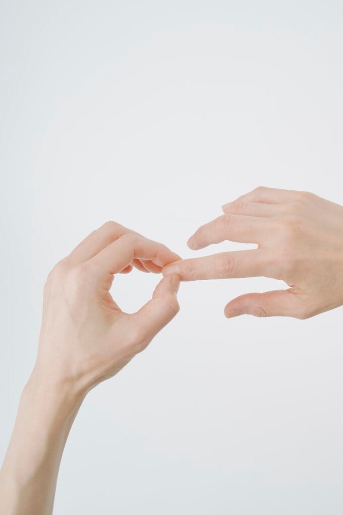 商陽(しょうよう)のツボ