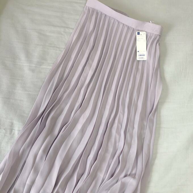 GUのプリーツスカート