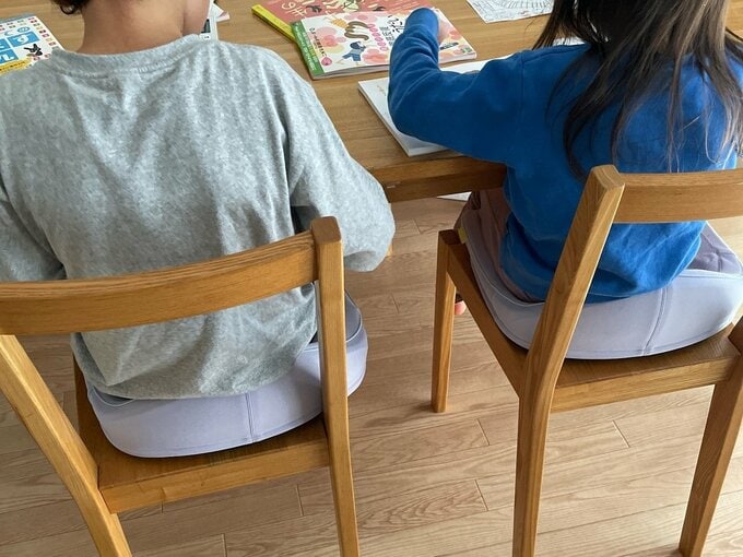 リビング学習をするベリーさんの子ども