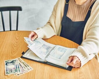 月7万円貯められる人の管理術。給料日に現金をすべて引き出している理由