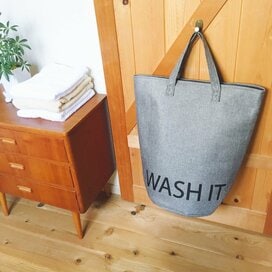 かわいくて使いやすい！家族の脱ぎ散らかしは、ダイソーの大型ランドリーバッグで解決!!