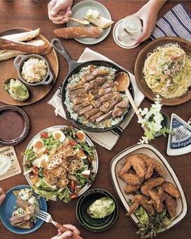 材料は単純でも華やか。山本ゆりさんのボリュームごちそう