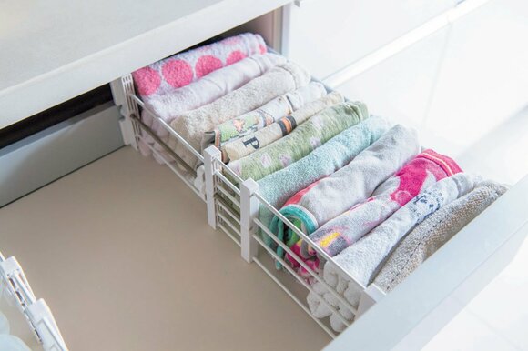 引き出しつっぱり棒でタオル収納