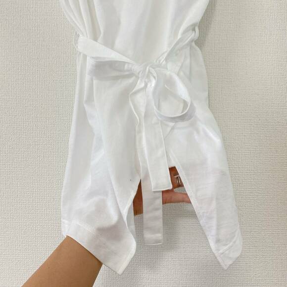 フレンチスリーブチュニックT前の裾