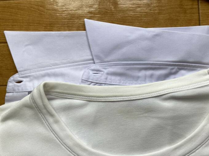 洗った後のシャツの襟部分