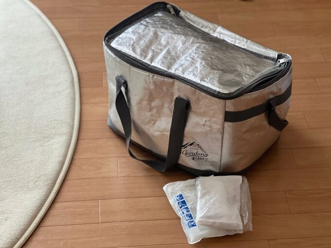 クーラーバッグ