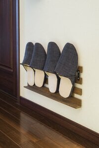 スリッパは壁面収納で掃除をラクに