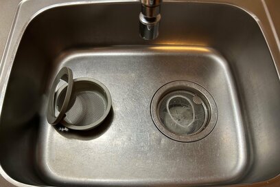 排水口のフタ、引き出しの仕きり…「見直して家事ラクになった」キッチンの設備3つ