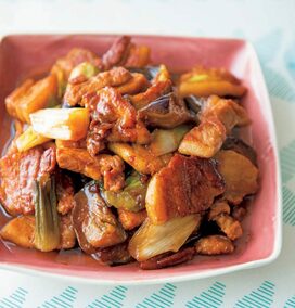 ナスと豚バラでご飯が止まらない！脂っこさは酢でカバー