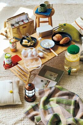 100円ショップで本格的なキャンプが楽しめる！ぜーんぶ買っても3000円以下