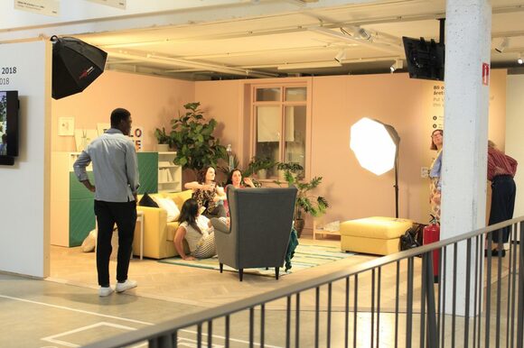 イケアカタログの表紙セットが組まれたコーナー