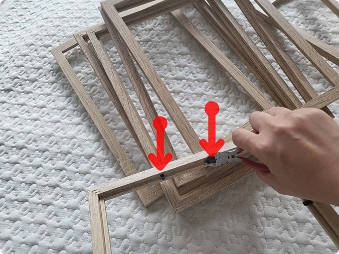 ピクチャーフレームのプラスチックシートをはずす