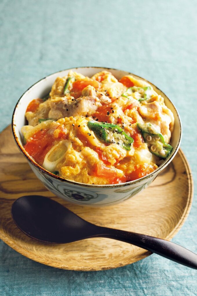 トマトオクラ親子丼