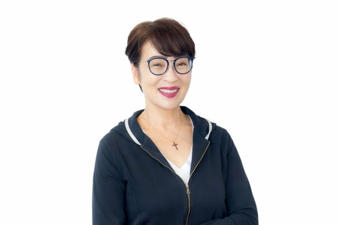 微笑む女性