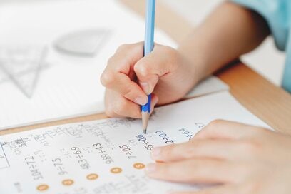 マイクラで学ぶ！爆速で暗算できる「魔法の2ケタ計算術」