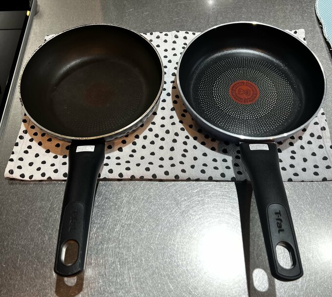 テフロン加工のフライパン2つ
