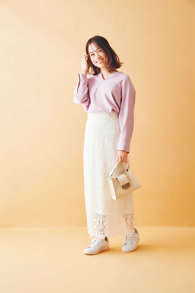 微光沢のホワイトレザー