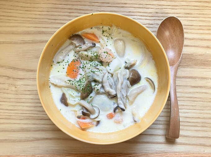 牡蠣のオイスターチャウダー