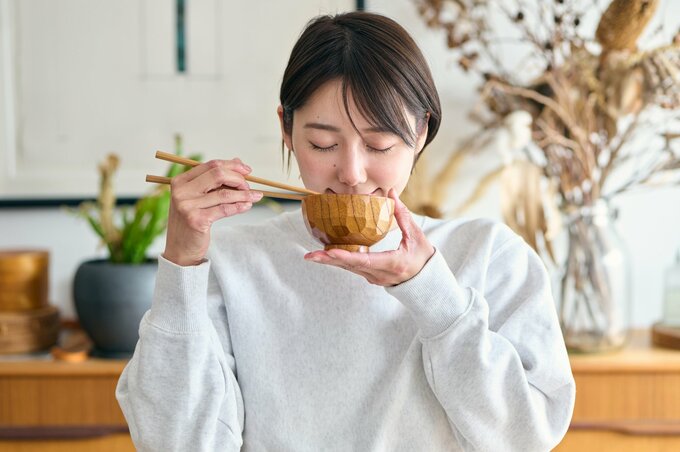 女性