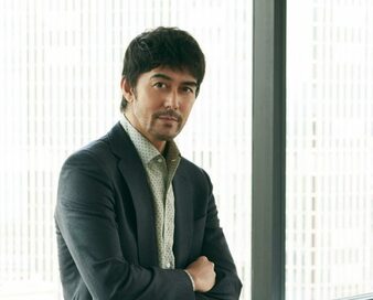 阿部寛さんが時代劇に挑戦！肉体美と美しい官能表現に注目