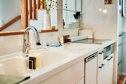 年100万円貯まる夫婦の1日。カギは早起き習慣と家事の固定化