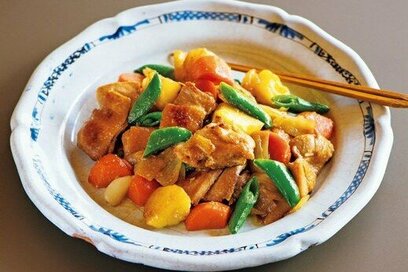 鶏肉とたっぷり野菜の簡単ごちそう。フライパン1つだけでつくる和食レシピ