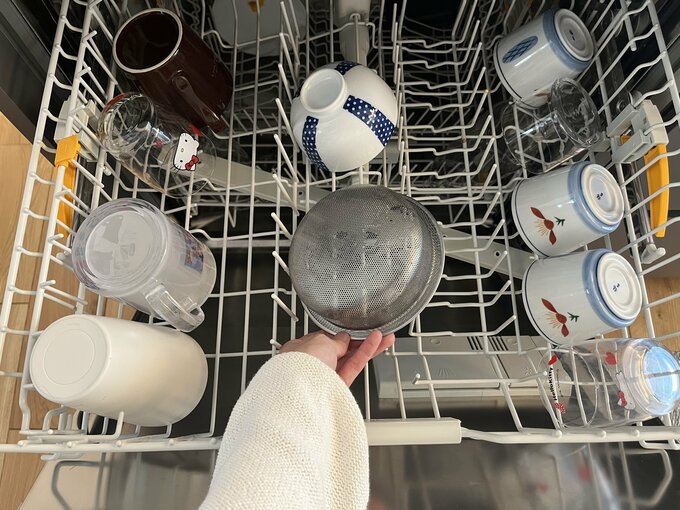 綺麗に洗われたキッチンの受け皿