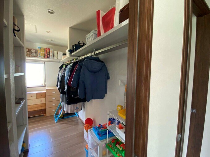 クローゼットの内部