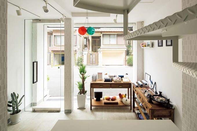 カウンターから見た店内