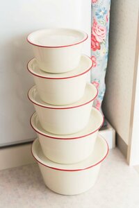 わざと少しずらして重ね、表情を出しています