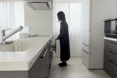 家がキレイな人の「収納を増やさなくても片付く」キッチン。ポイントは、専用アイテムを減らすこと