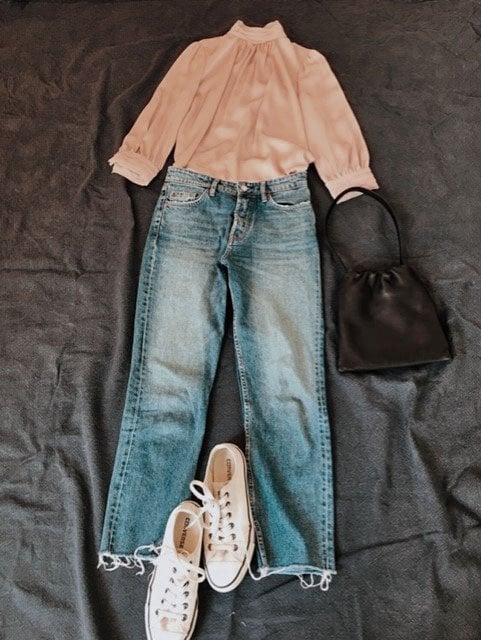 ハイウエスト＆切りっぱなしのデニムでカジュアルに