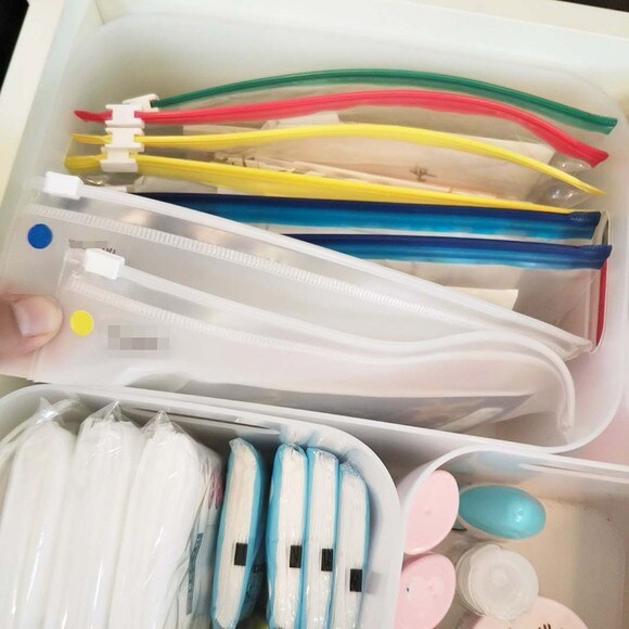 薬や母子手帳など