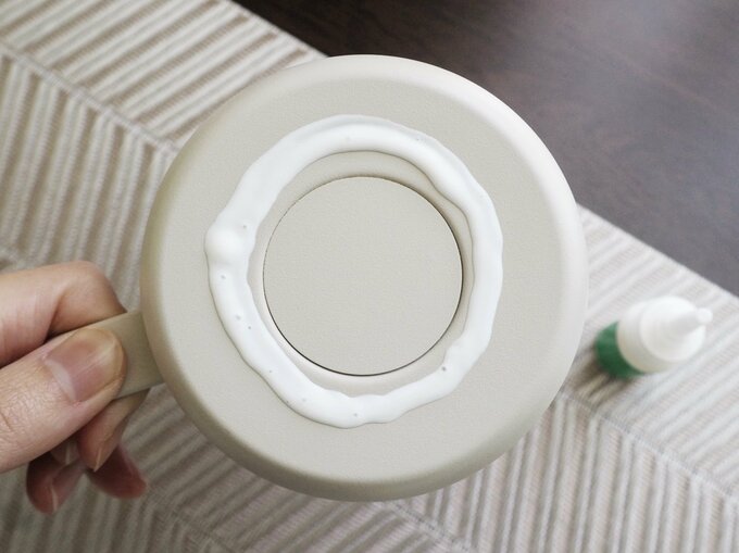 カップにも塗ってみた