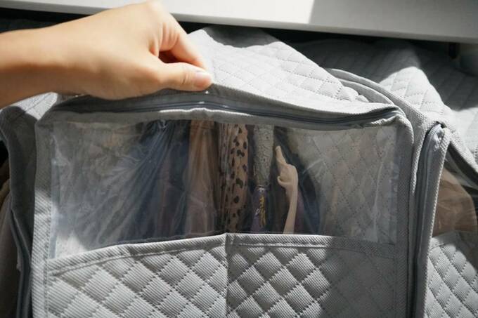 まとめて衣類カバーの透明な窓