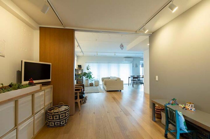 リビングダイニングと一体になるゲストルーム