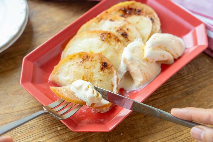 バニラを添える