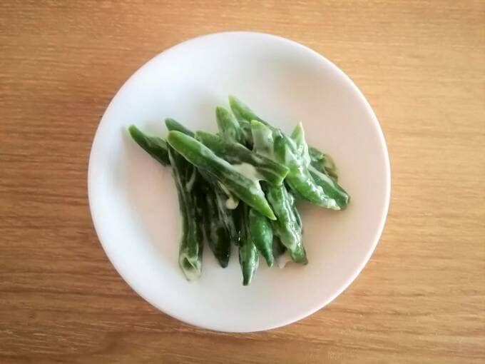 冷凍インゲンからしマヨ和え