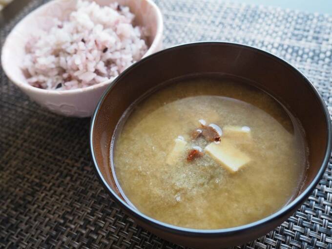 ご飯とお味噌汁