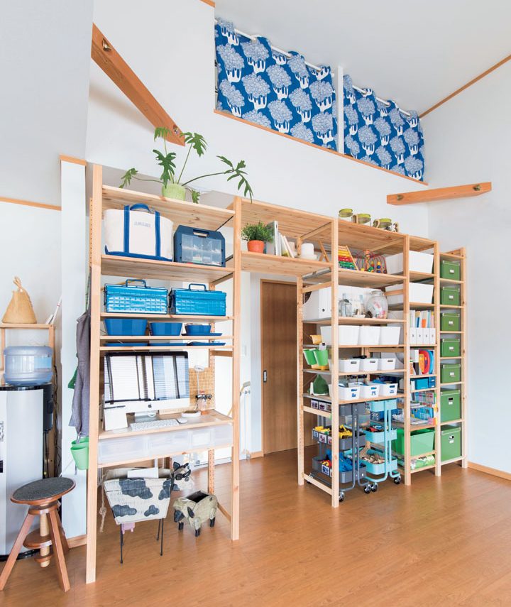 ❤収納がお洒落なインテリアに❣アイデア次第で自在にカスタマイズ♪❤収納ラック 漫画や雑誌をスッキリ収納する方法