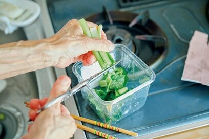 70代持たないひとり暮らしの「使いきり術」3つ。容器や空き箱はすぐに捨てない