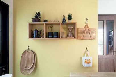 【忙しい人の収納ワザ７選】壁とカゴの活用で、家事のムダな動きが減る！