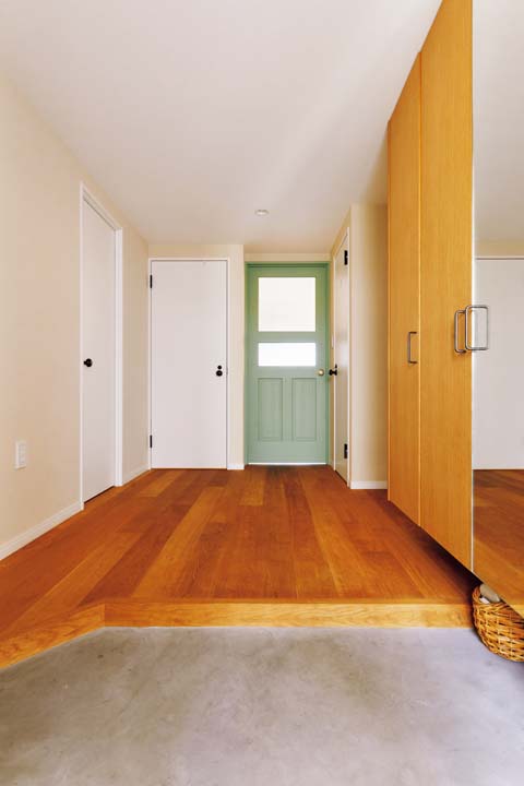 広々とした玄関