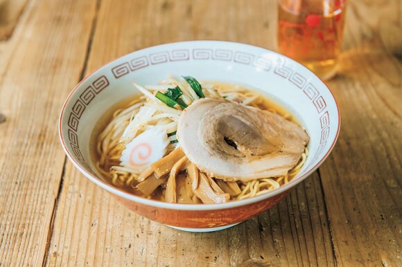 中華料理店のような柄の器